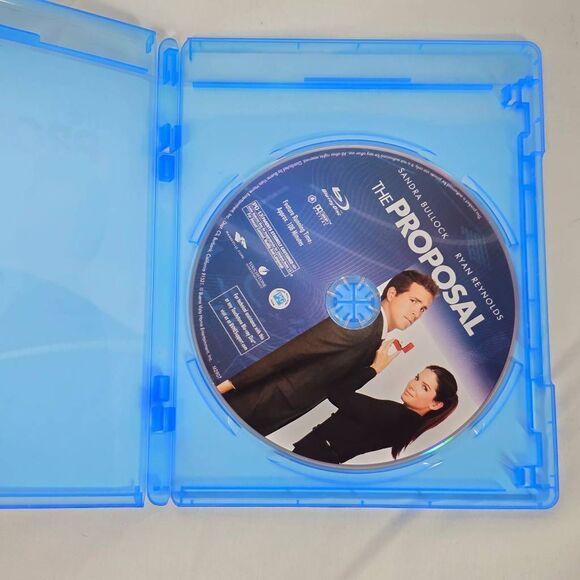 The Proposal (2009) Blu-ray Sandra Bullock & Ryan Reynolds - Picture 2 of 3